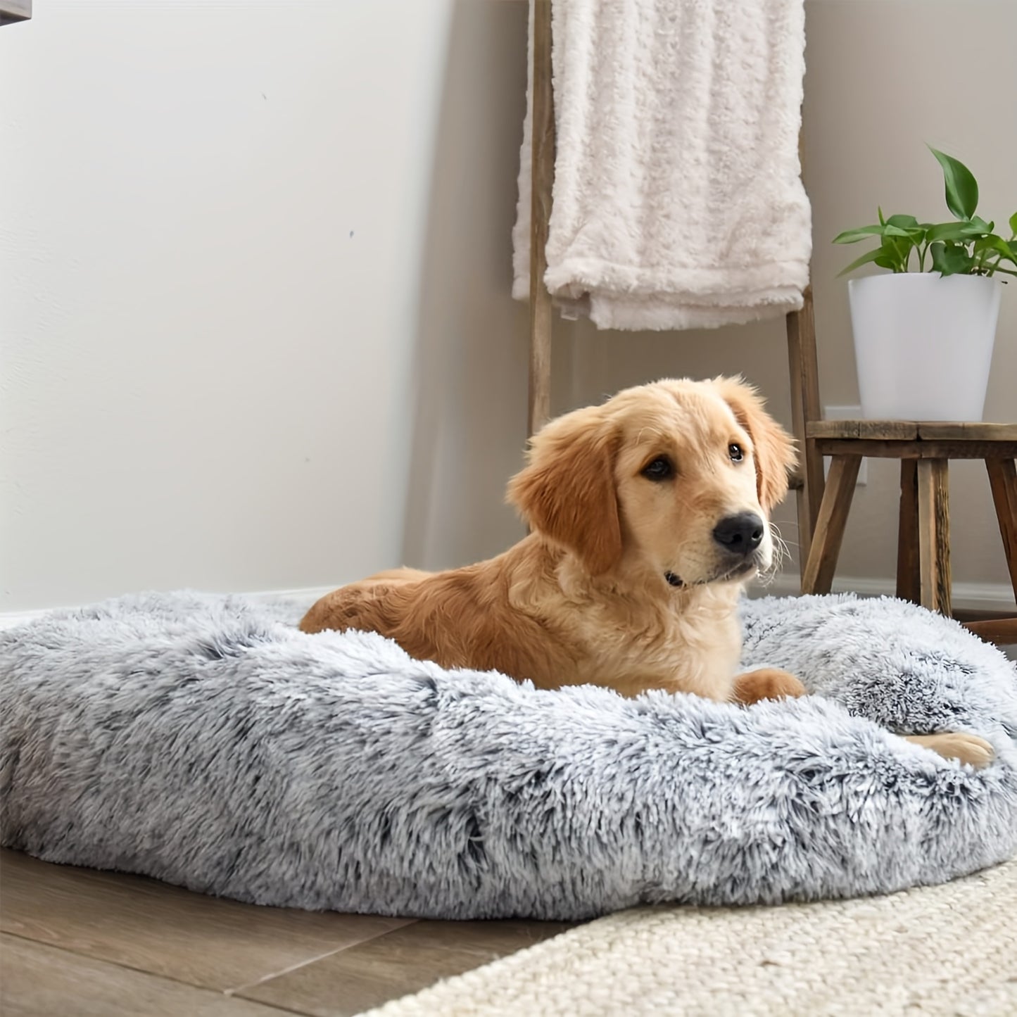 Plush Round Pet Bed - Warm Velvet Non-Slip Donut Bed